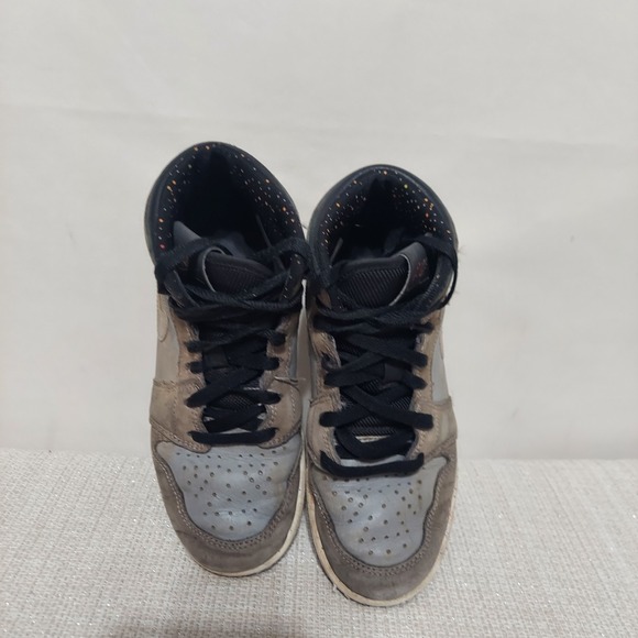 Nike Air Jordan 1 Mid Wings 2024 GS Gunsmoke Matte Silver FZ1209-001 Size 4Y - Picture 5 of 8